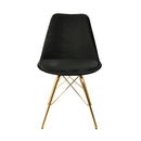Le set de deux chaise Tower par Bisous design, la parfaite fusion du métal doré et du velours noir.
