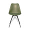 Le set de 2 chaises vert olive, piétement en métal noir robuste et stable.
