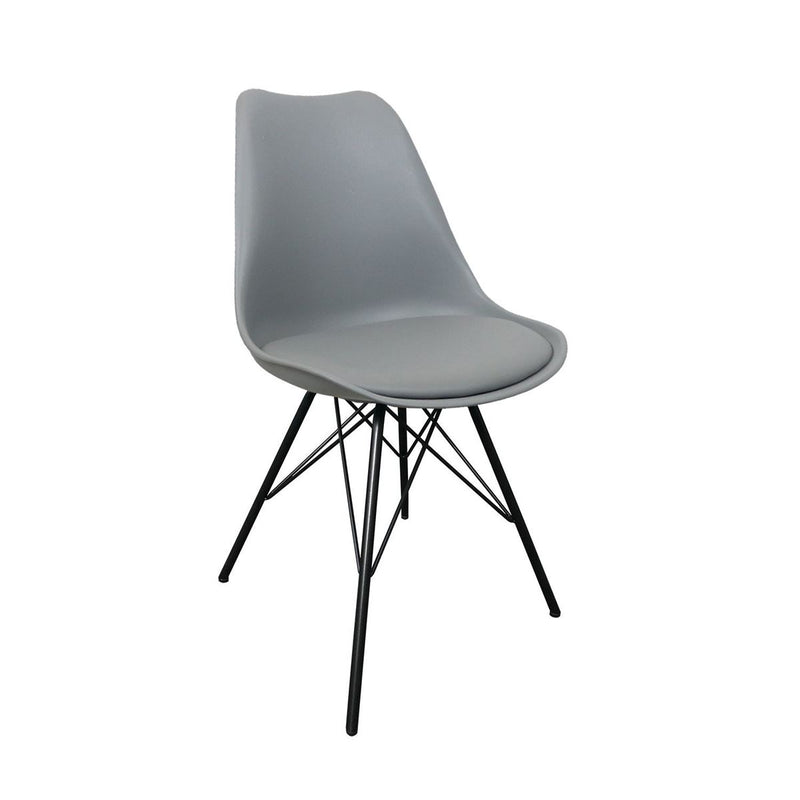 Le set de 2 chaises grises style nordique par Bisous design.