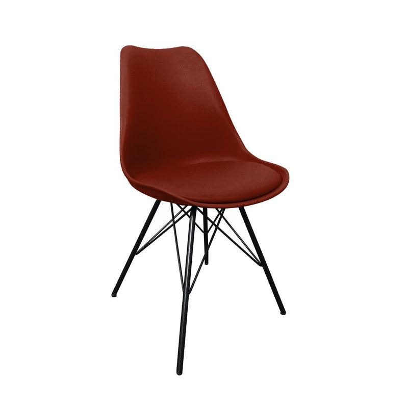 Le set de 2 chaises rouges au style scandinave Eiffel par Bisous design.