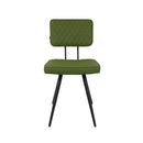 Set de 2 chaises en cuir vert pour accompagner votre table à manger.